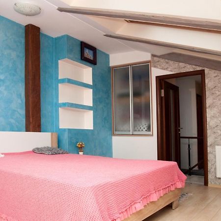 Apt In The Center Of The Town Near The Opera House Apartment Lviv Luaran gambar