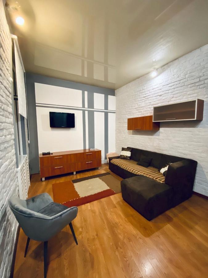 Apt In The Center Of The Town Near The Opera House Apartment Lviv Luaran gambar