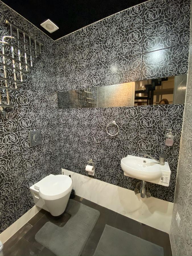 Apt In The Center Of The Town Near The Opera House Apartment Lviv Luaran gambar