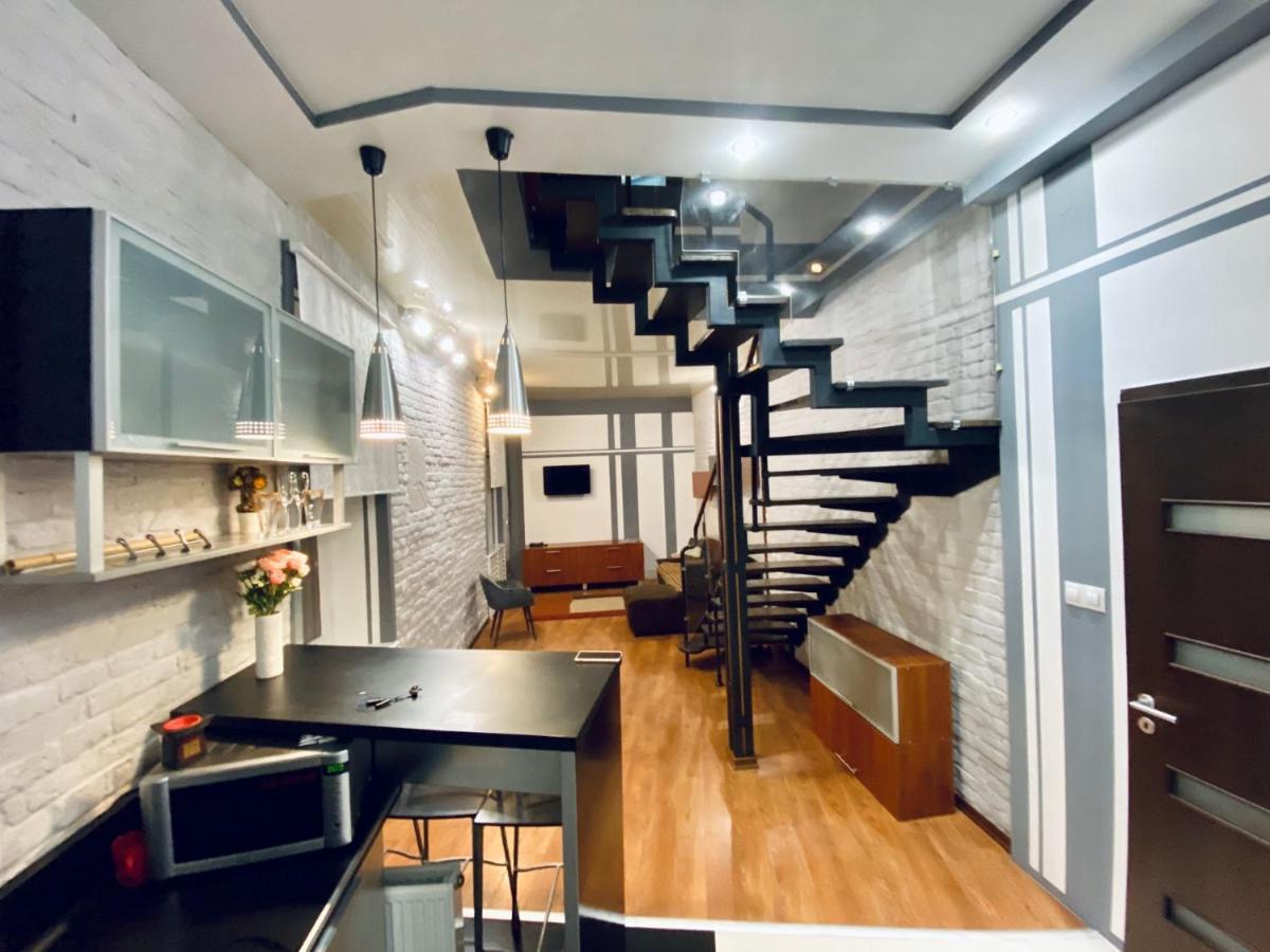 Apt In The Center Of The Town Near The Opera House Apartment Lviv Luaran gambar