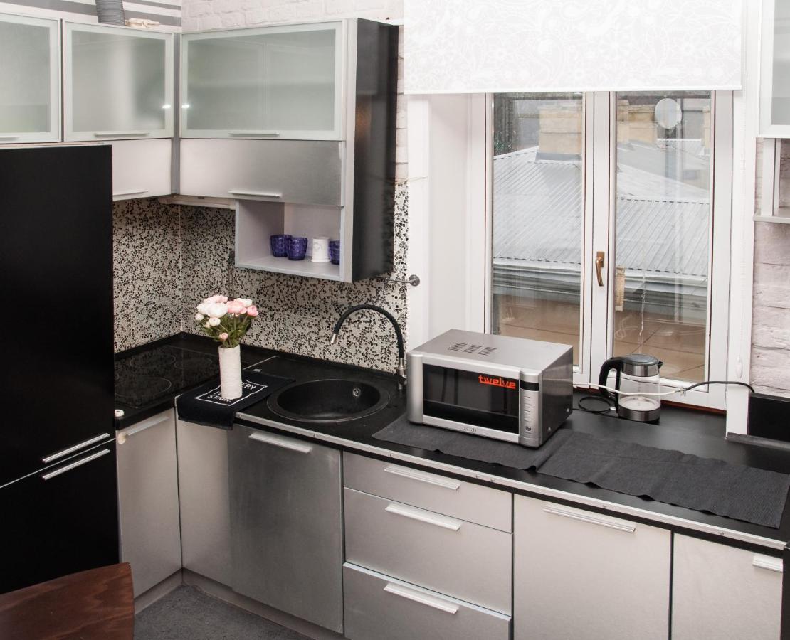 Apt In The Center Of The Town Near The Opera House Apartment Lviv Luaran gambar