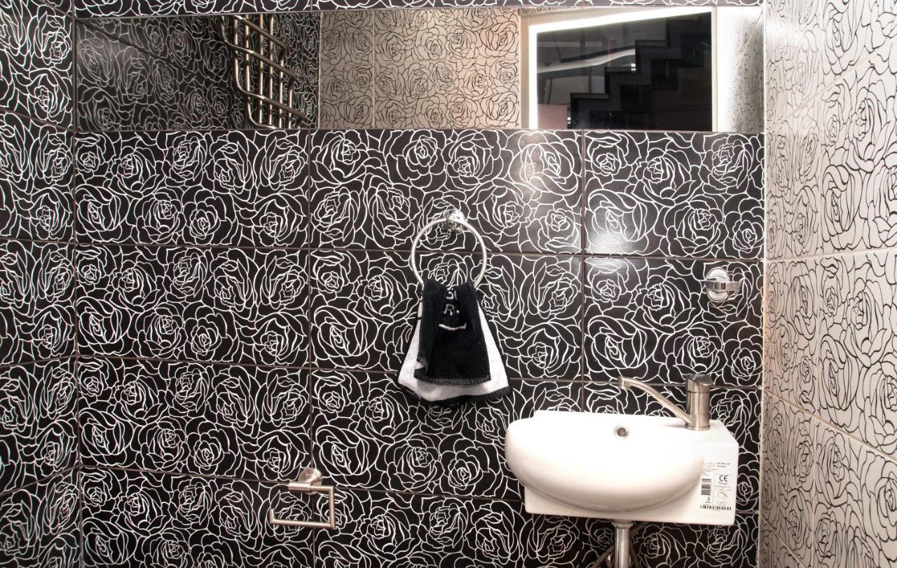 Apt In The Center Of The Town Near The Opera House Apartment Lviv Luaran gambar